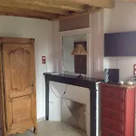 Le Saint Aubin- Maison D Hotes Dans Ce Monastere Du 16 Siecle