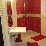 Gasthof Le Saint Aubin- Maison D Hotes Dans Ce Monastere Du 16 Siecle 3*
