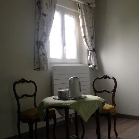 Gasthof Le Saint Aubin- Maison D Hotes Dans Ce Monastere Du 16 Siecle 3*