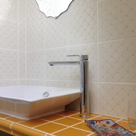 Guest house Le Saint Aubin- Maison D Hotes Dans Ce Monastere Du 16 Siecle Amfreville-la-Campagne