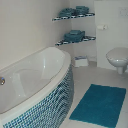 Le Saint Aubin- Maison D Hotes Dans Ce Monastere Du 16 Siecle