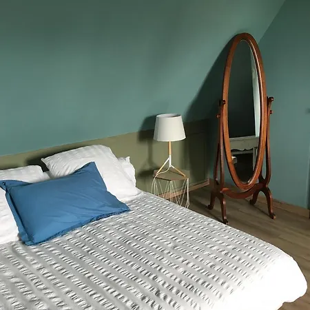 Le Saint Aubin- Maison D Hotes Dans Ce Monastere Du 16 Siecle Gasthof