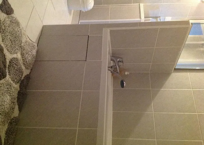 Le Saint Aubin- Maison D Hotes Dans Ce Monastere Du 16 Siecle Amfreville-la-Campagne