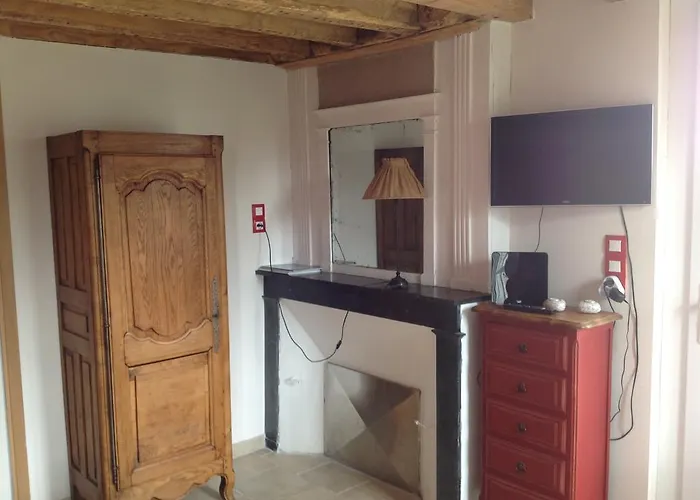 Le Saint Aubin- Maison D Hotes Dans Ce Monastere Du 16 Siecle