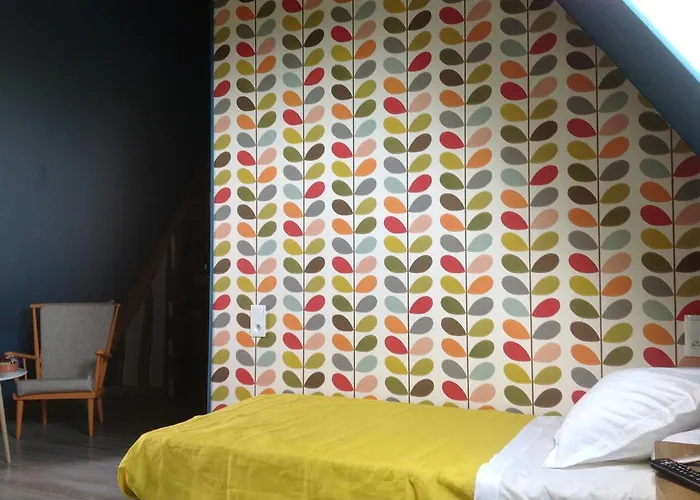 Guest house Le Saint Aubin- Maison D Hotes Dans Ce Monastere Du 16 Siecle 3*