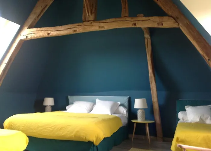 Le Saint Aubin- Maison D Hotes Dans Ce Monastere Du 16 Siecle