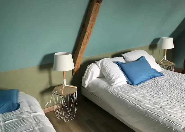 Le Saint Aubin- Maison D Hotes Dans Ce Monastere Du 16 Siecle Guest house 3*